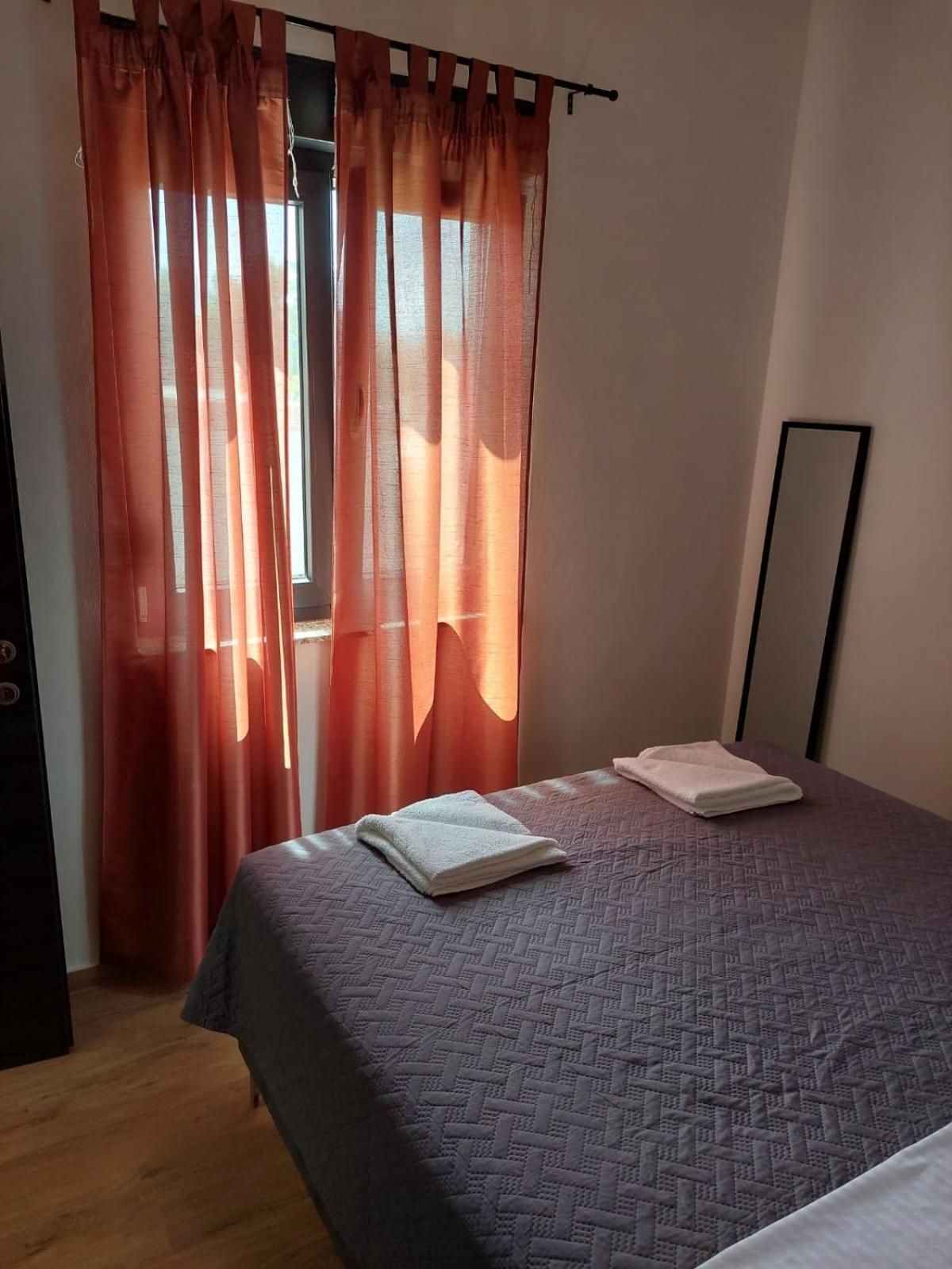 Apartmani Karla Paklenica Starigrad Paklenica Buitenkant foto