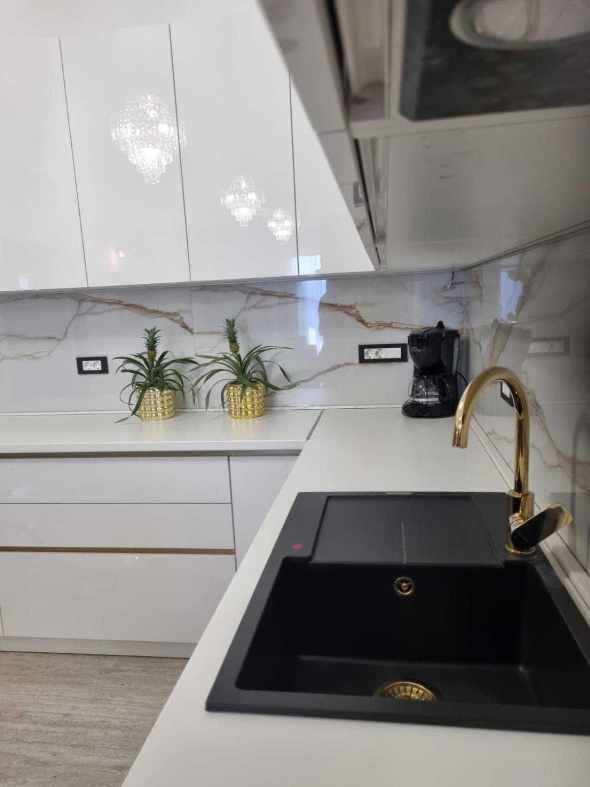 Apartmani Karla Paklenica Starigrad Paklenica Buitenkant foto